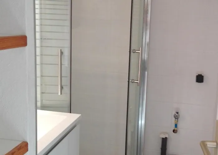 Studio Cabine Climatise Avec Piscine, Parking Et Proche Du Port - Cap D'agde - Fr-1-801-7 Appartement